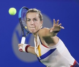 Павлюченкова вышла в 1/4 финала турнира в Гонконге