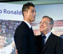 Роналду проинформировал Переса о том, что не будет покидать "Реал Мадрид"