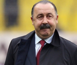 Газзаев высказался против совмещения должности наставника сборной и клуба