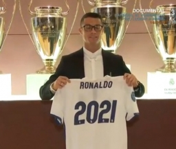 Официально: "Реал" продлил контракт с Роналду