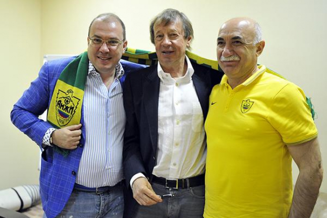 "Анжи" объявил о назначении Юрия Семина главным тренером