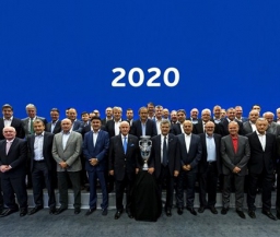 Платини назвал список городов-претендентов на проведение Евро-2020