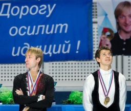 Тренер Ковтуна считает, что Плющенко ищет причину в ком-то другом