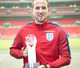 Кейн стал лучшим игроком сборной Англии за прошлый год