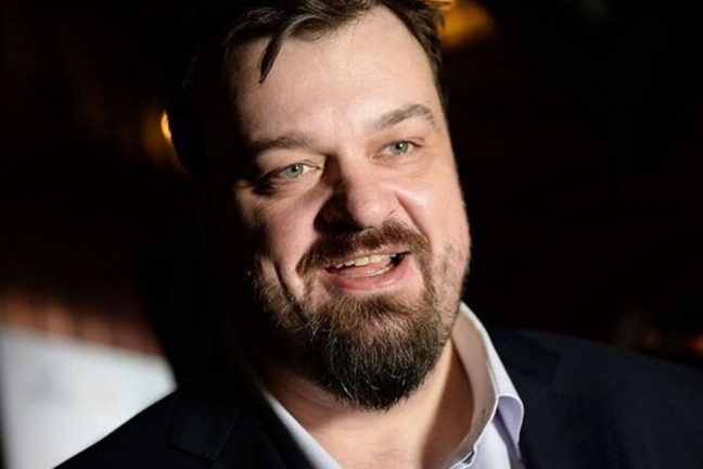 Уткин пожелал удачи Хохлову в