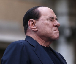 Берлускони разочарован проигрышем "Милана" в матче против "Аталанты"