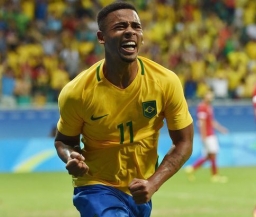 Жезус сравнил сборную Бразилии с семьей