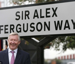 В Манчестере в честь экс-наставника "МЮ" назвали улицу