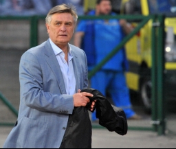Петраков продлил контракт с "Томью" на 2 года