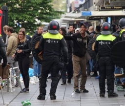 Фанаты "Фейеноорда" подрались с полицией