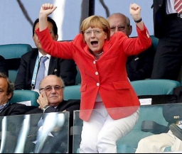 Меркель считает недопустимыми такие цены на футболистов, как этим летом