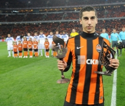 Мхитарян признан лучшим футболистом Армении