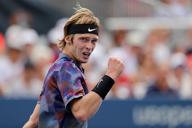 Рублев сразится с Надалем в четвертьфинале US Open
