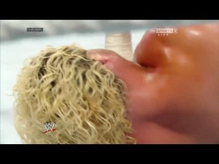 WWE Мондэй Найт RAW - . Обзор матча