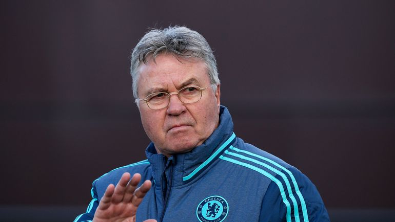 Хиддинк обещает молодым игрокам шанс, если „Челси“ попадёт в Лигу Европы