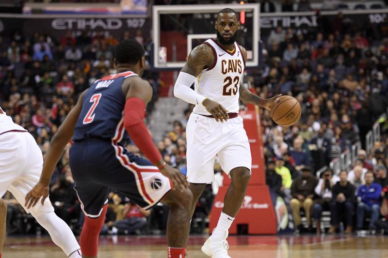 \"Кливленд\" с трудом переиграл \"Вашингтон\"