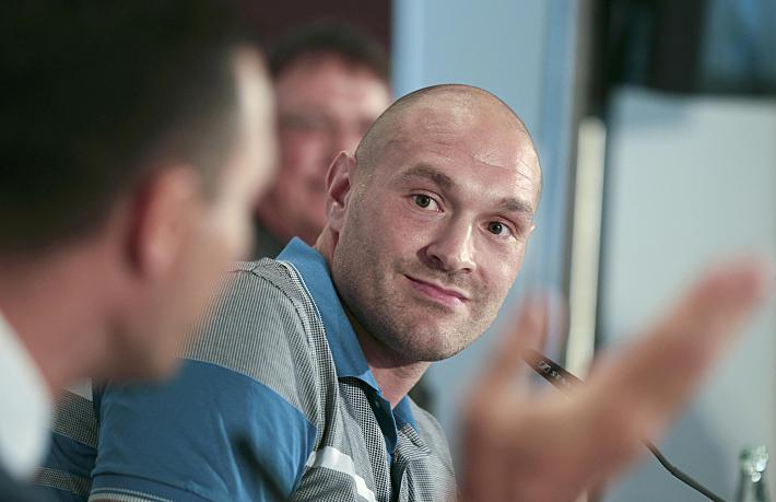 Фьюри обозвал Кличко старым человеком со стеклянным подбородком 