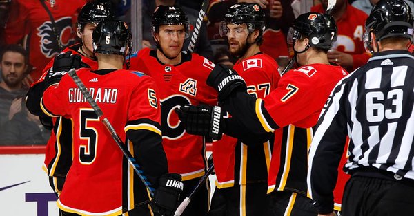 \"Калгари\" выиграл у \"Колорадо\", уступая в 3 шайбы