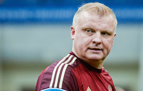 Кирьяков считает, что России надо сыграть против Швеции в пять защитников