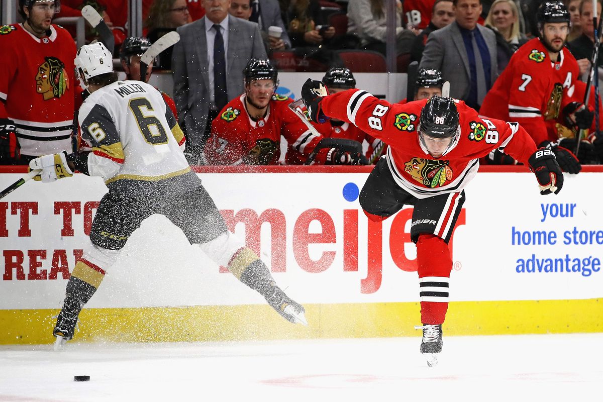 \"Вегас Голден Найтс\" уничтожил \"Чикаго Блэкхоукс\"