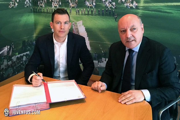 \"Юве\" продлил контракт с Лихтштайнером