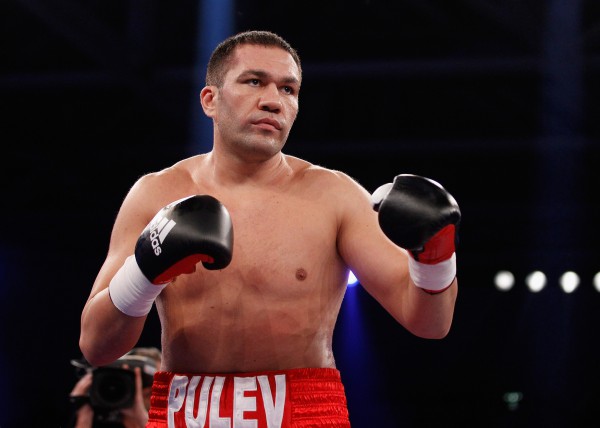 Болгарин Пулев грозится забрать все титулы у Кличко