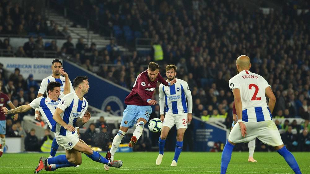 \"Вест Хэм\" минимально уступил \"Брайтону\"