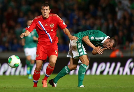 Лаудруп хочет подписать Дзюбу для \"лебедей\"