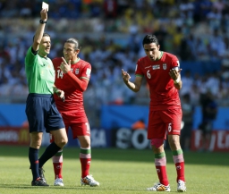 Иран пожаловался в ФИФА на судейство в матче с Аргентиной