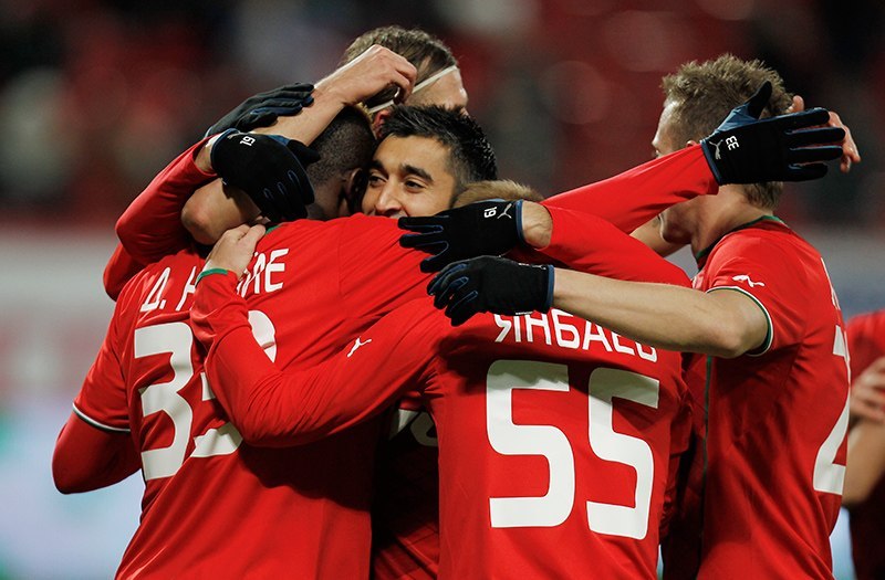 \"Локомотив\" возглавил чемпионат России