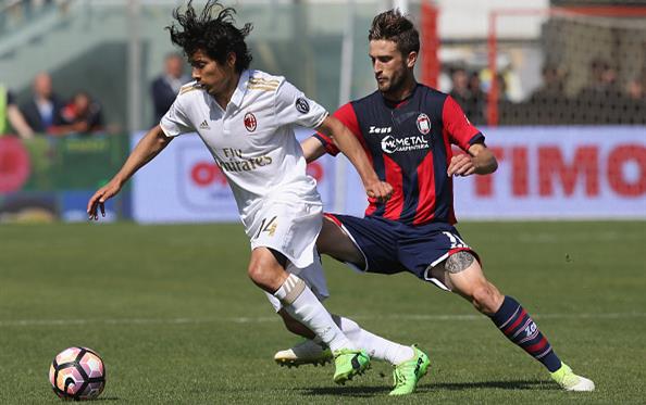 \"Милан\" не сумел одолеть \"Кротоне\"