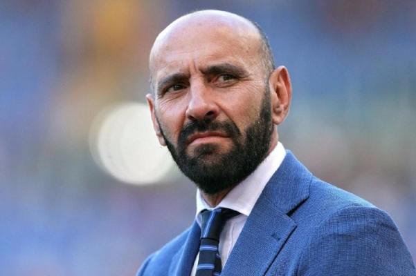 Мончи прокомментировал слухи о своем возможном назначении в \"Барселону\"