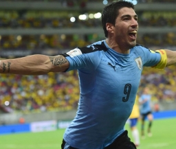 Суарес отрицает соперничество с Кавани в сборной Уругвая