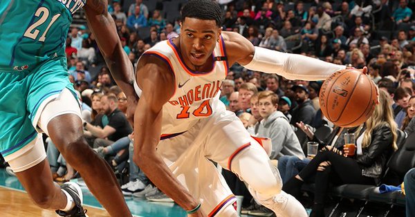 \"Шарлотт\" победил \"Финикс\"