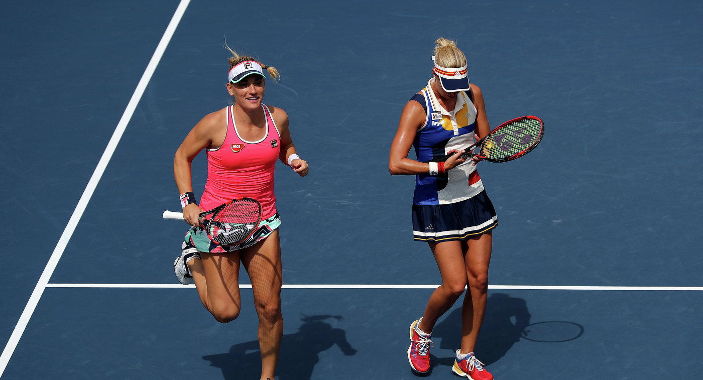 Бабош и Главачкова выиграли парный турнир в Сингапуре