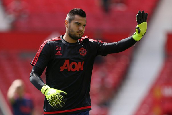 Ромеро не собирается уходить из \"МЮ\"