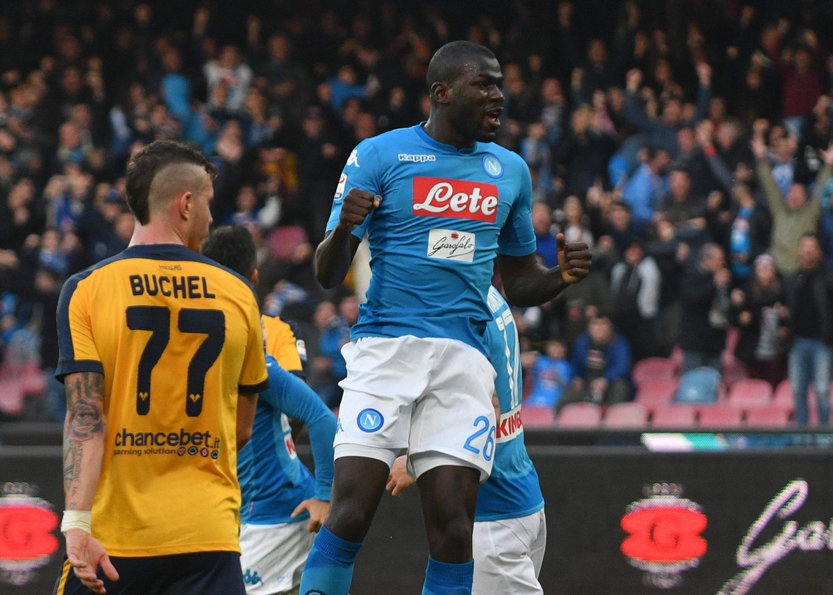 \"Наполи\" на классе переиграл \"Верону\"