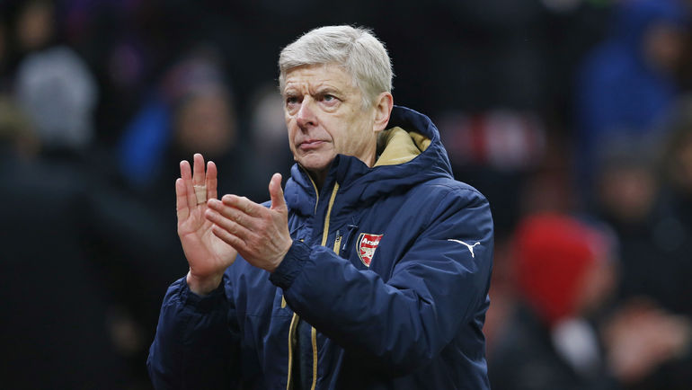 Венгер не в настроении думать о чемпионстве своего клуба