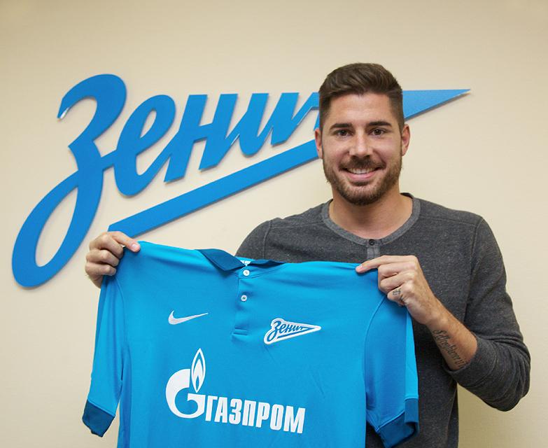 Официально: Хави Гарсия будет играть за \"Зенит\"