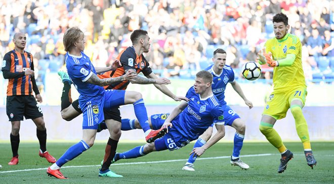 \"Шахтер\" минимально уступил \"Динамо Киеву\"