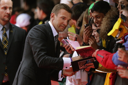 Андрей Шевченко: подрабатываю таксистом