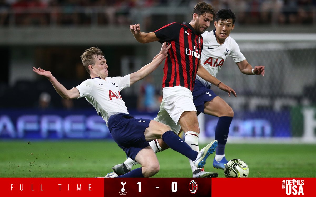 \"Тоттенхэм\" взял верх над \"Миланом\"