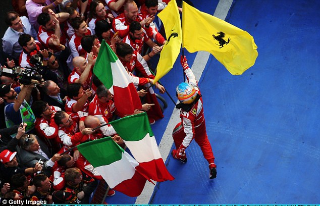 Команда Формулы-1 \"Феррари\" наняла 60 новых специалистов