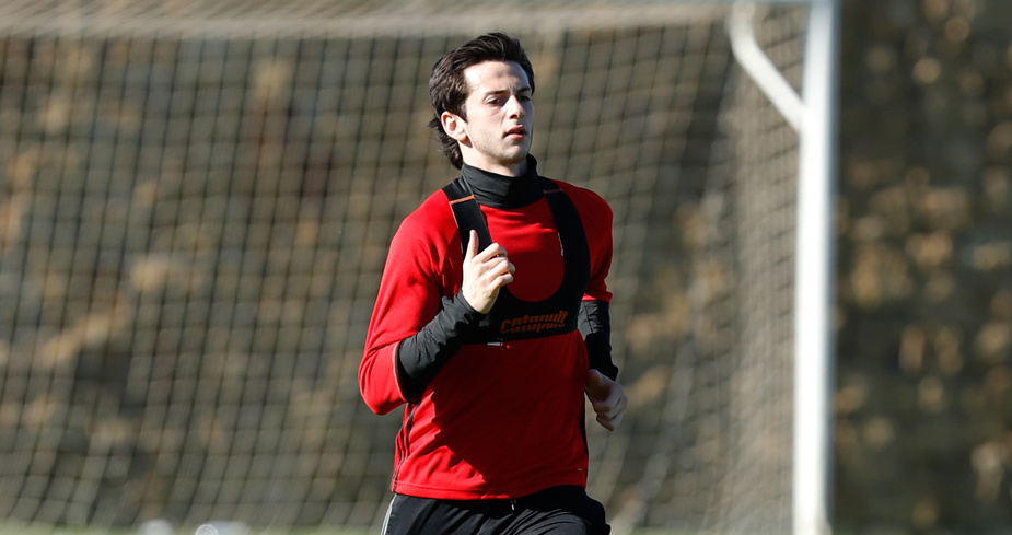 Амир Натхо: переходу в \"Барселону\" поспособствовал Бердыев