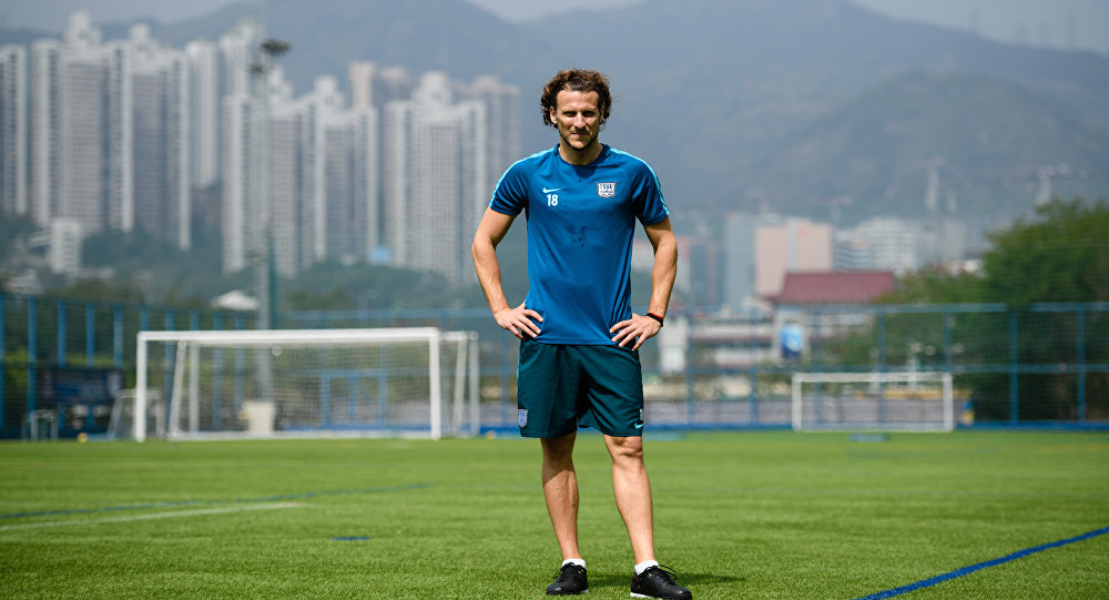 Форлан: сборной должен руководить местный тренер, а не иностранец