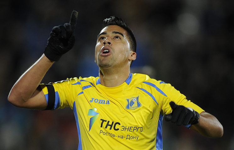 Нобоа выделил Гуардадо в составе ПСВ