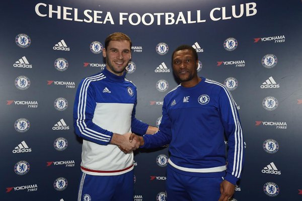 Официально: Иванович продлил контракт с \"Челси\"