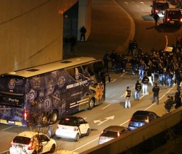 Фанаты "Порту" атаковали автобус с командой