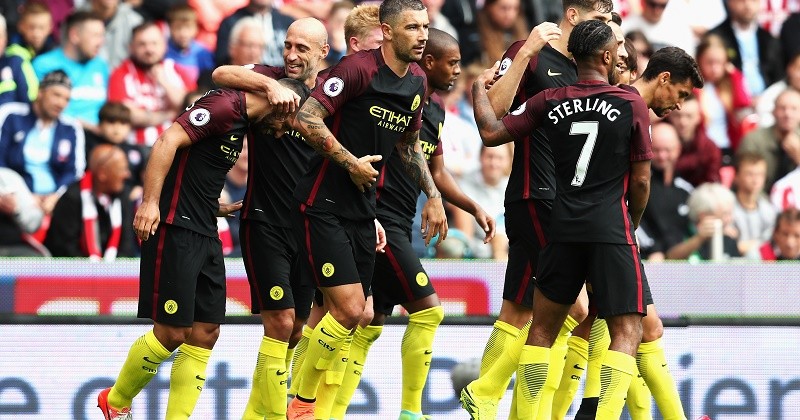 \"Манчестер Сити\" разгромил \"Сток Сити\"