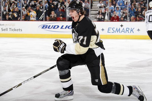 \"Пингвины\" продлили контракт с Евгением Малкиным на 8 лет